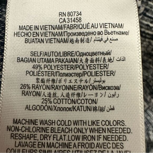 BCBGeneration long sweater/short dress - Picture 4 of 5